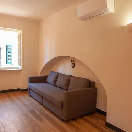 Portovecchio アパート レヴァント